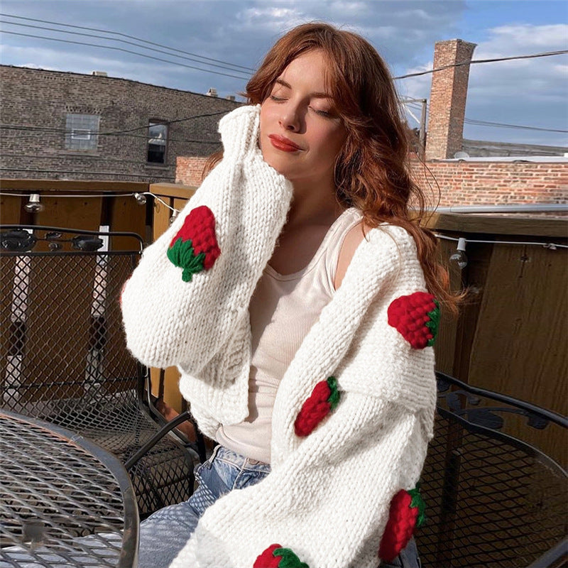 Strawberry Daydream | Söt Vintage Sweater