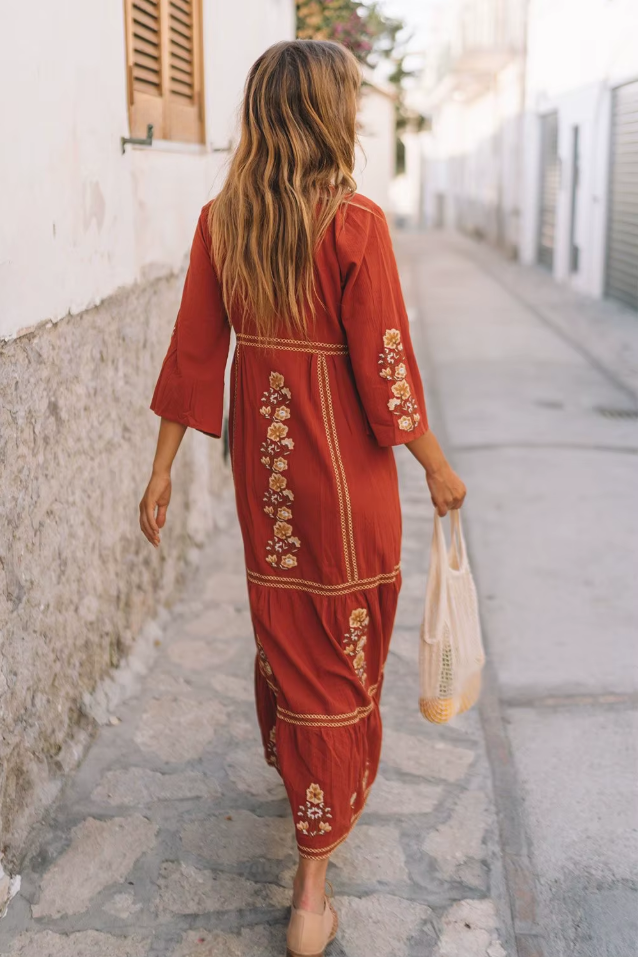 Isla | Broderad Boho Maxiklänning