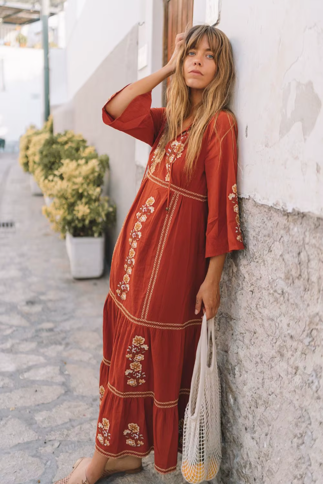 Isla | Broderad Boho Maxiklänning