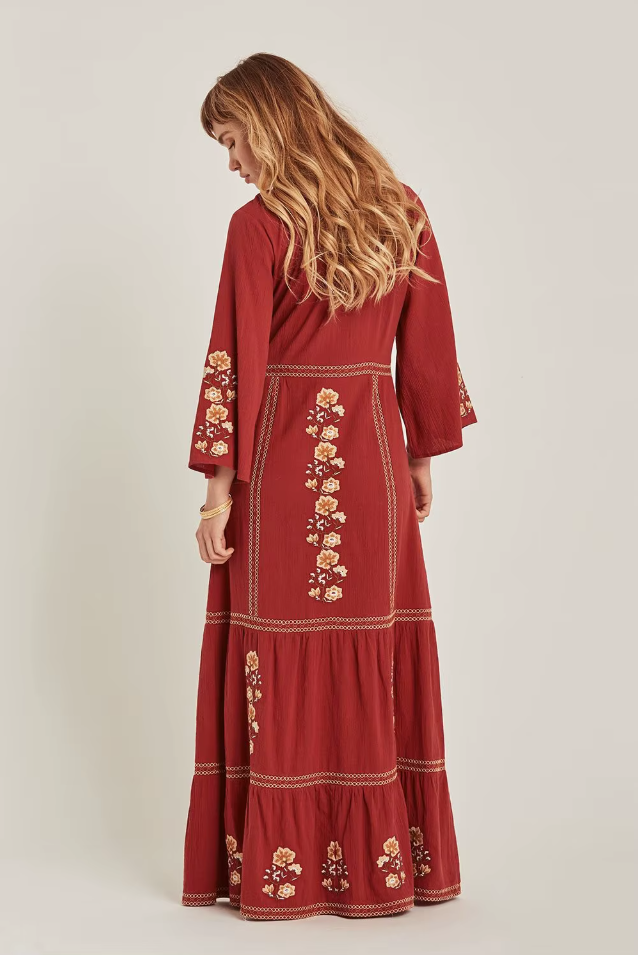 Isla | Broderad Boho Maxiklänning