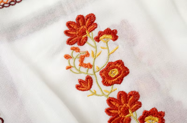 Isla | Broderad Boho Maxiklänning