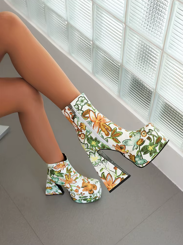 Floral Groove Short | Platform Boots