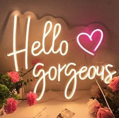 Hello Gorgeous | Charmig Neonskylt - Thalita
